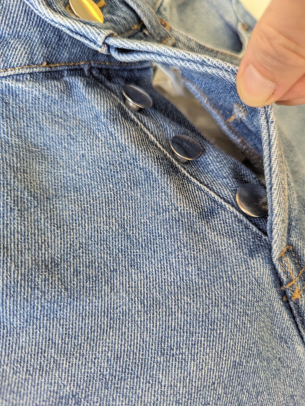 *3 For $15* H&M High Waisted Button Front Jeans - Picture 7 of 9